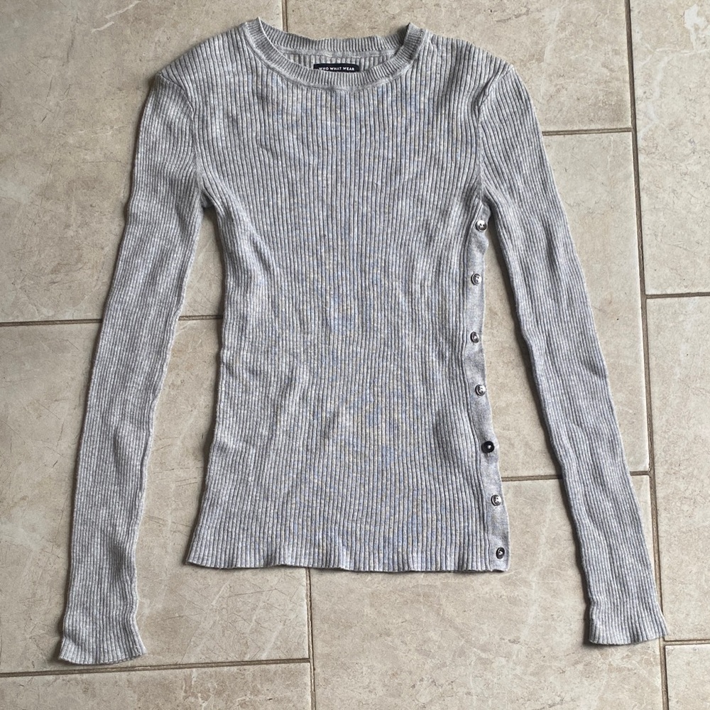 Who What Wear AE Grey Ribbed Sweater Button Detail